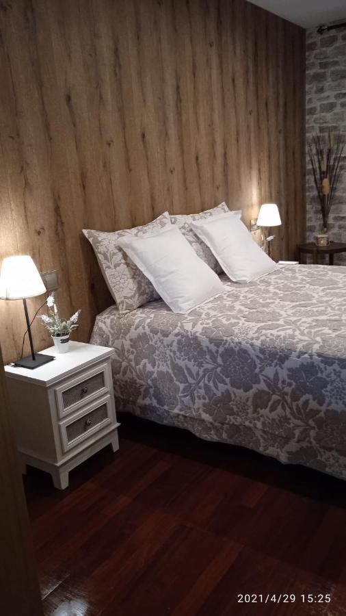 Apartamento Con Terraza Al Puente Romano Onís Екстериор снимка